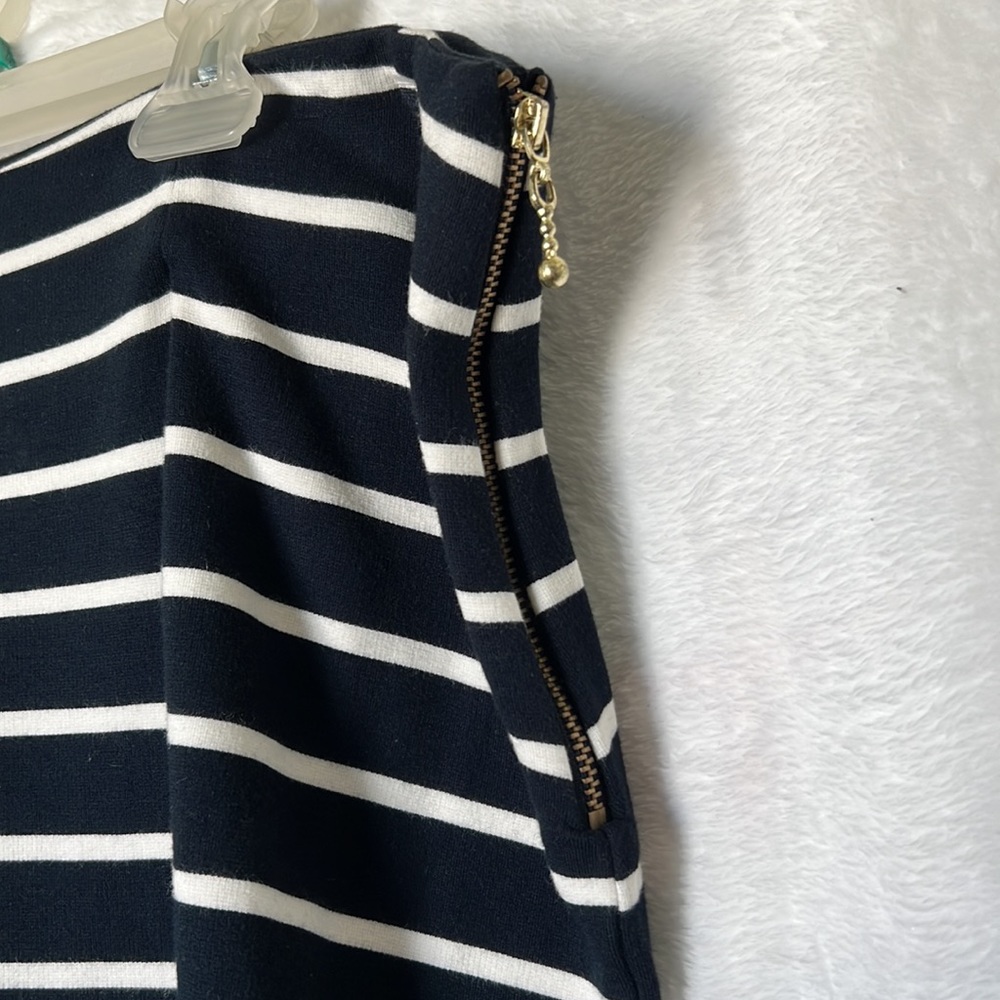 Banana Republic Blue and White striped skirt - Picture 2 of 4